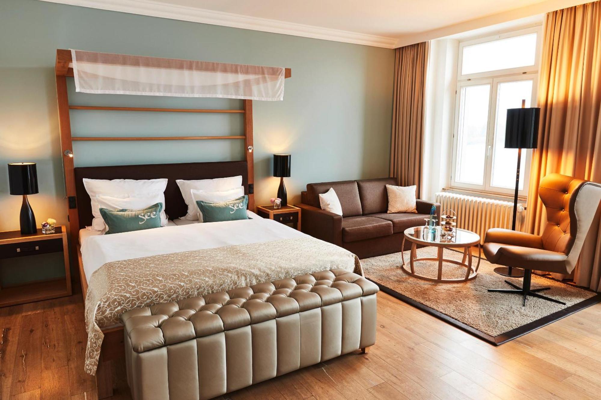 Deluxe Double Room with Lake View,1282409809:JPEG